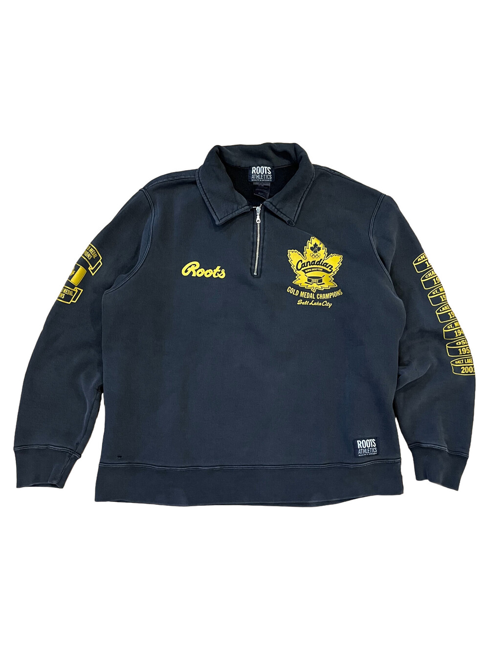 VTG Roots 2002 Olympic Hockey Canadian Gold Medal Champion Quarter Zip Large